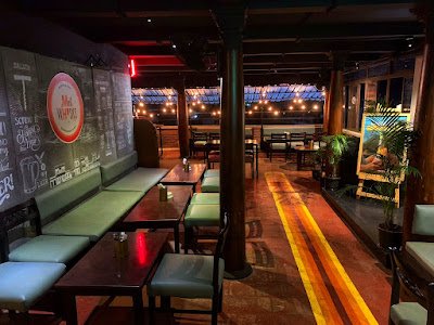 Mel Whisks - Gastro Bar