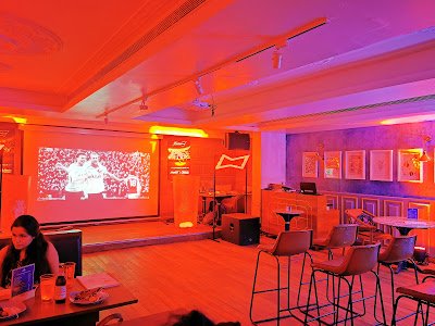 The Storytellers' Bar2