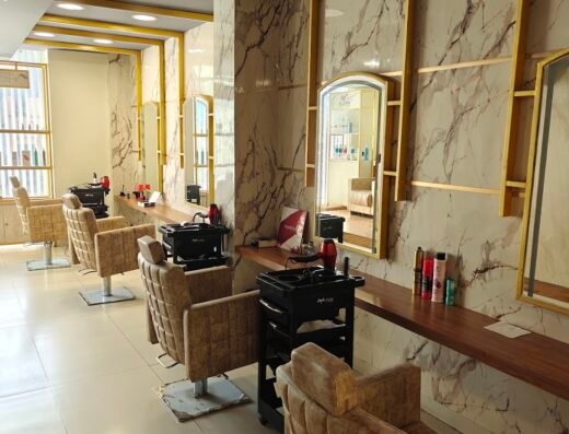 Adam Unisex Salon